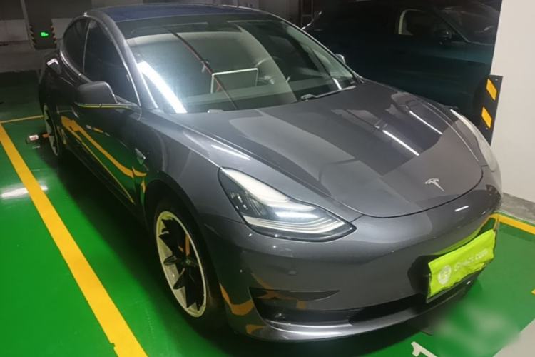 Used Tesla Model 3 2019 Standard Range Rear-Drive Upgraded Version Front Right 45 Deg