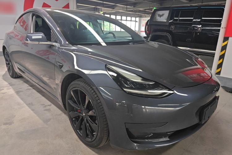 Used Tesla Model 3 2019 Standard Range Rear-Drive Upgraded Version Front Right 45 Deg
