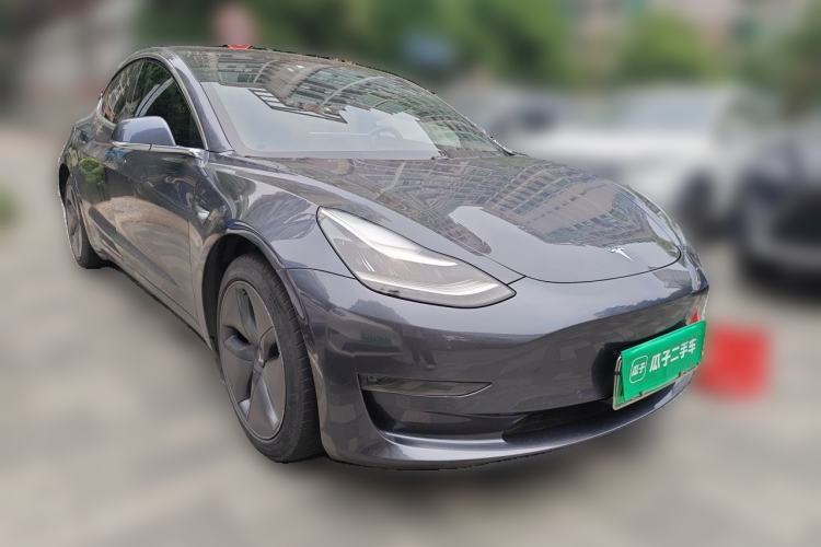 Used Tesla Model 3 2019 Long-Range All-Wheel-Drive Version Front Right 45 Deg