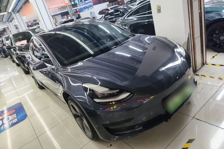 Used Tesla Model 3 2019 Standard Range Rear-Drive Upgraded Version Front Right 45 Deg
