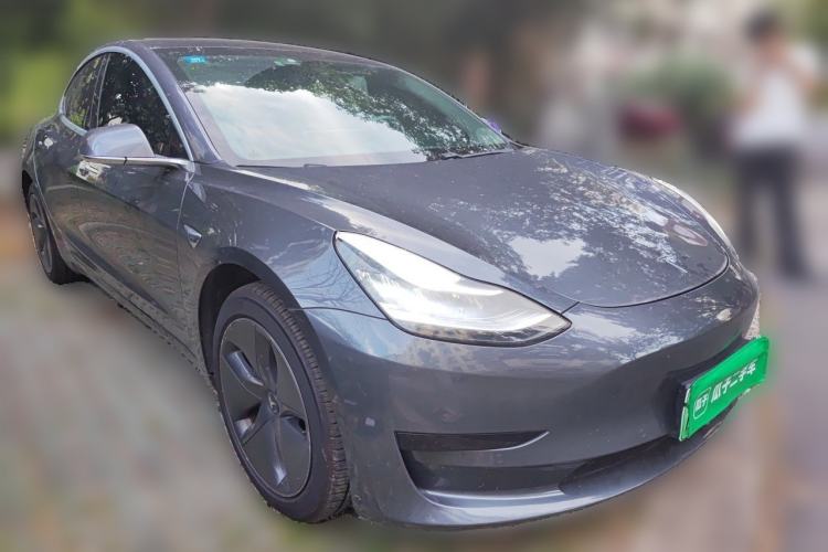 Used Tesla Model 3 2019 Standard Range Rear-Drive Upgraded Version Front Right 45 Deg