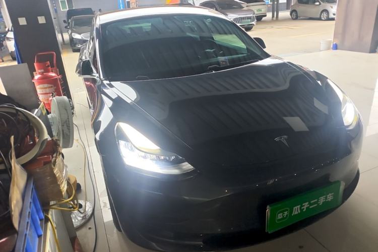 Used Tesla Model 3 2019 Standard Range Rear-Drive Upgraded Version Front Right 45 Deg