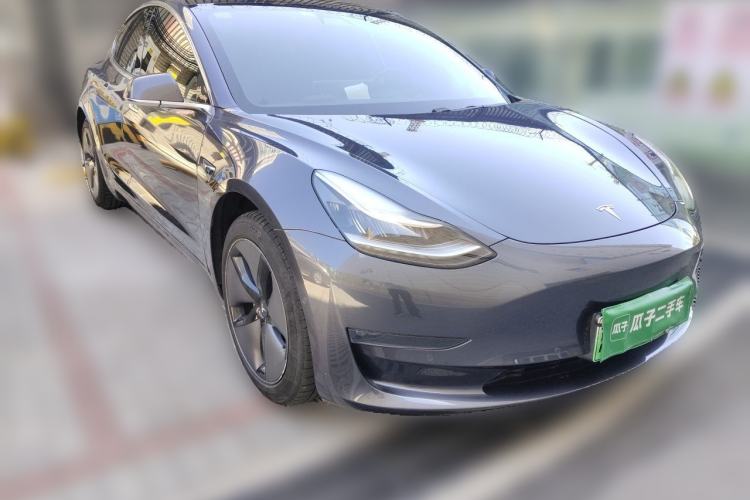 Used Tesla Model 3 2019 Long-Range Rear-Wheel-Drive Version Front Right 45 Deg