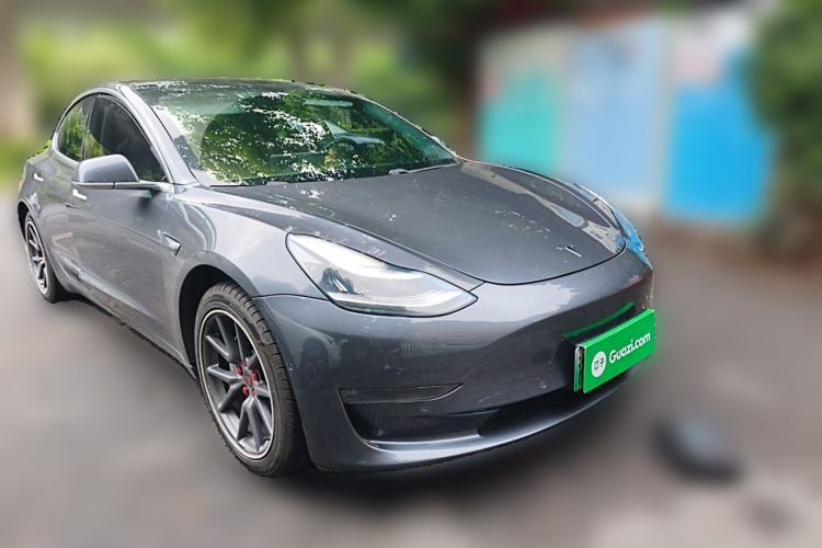 Used Tesla Model 3 2019 Long-Range All-Wheel-Drive Version Front Right 45 Deg