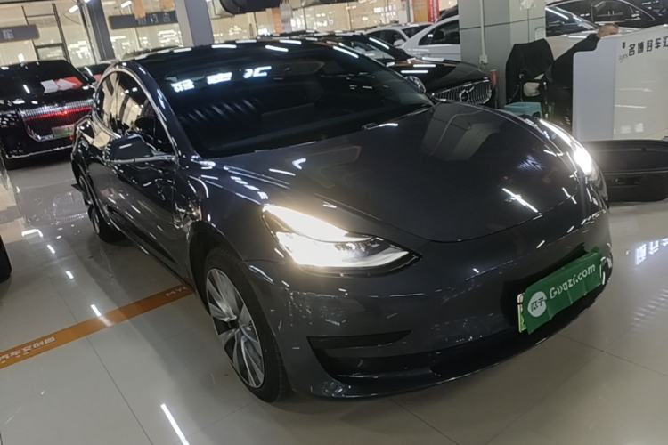 Used Tesla Model 3 2019 Standard Range Rear-Drive Upgraded Version Front Right 45 Deg