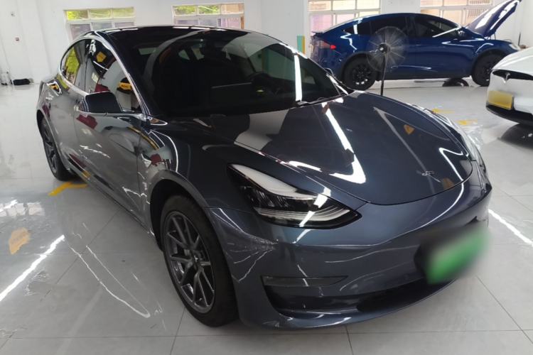 Used Tesla Model 3 2019 Long-Range Rear-Wheel-Drive Version Front Right 45 Deg