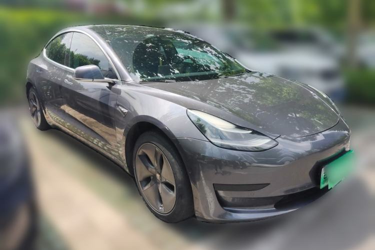 Used Tesla Model 3 2019 Standard Range Rear-Drive Upgraded Version Front Right 45 Deg