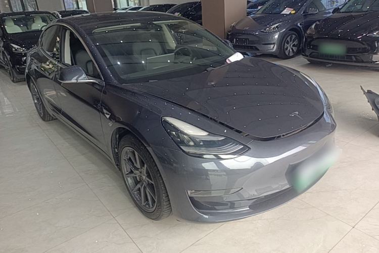 Used Tesla Model 3 2019 Long-Range Rear-Wheel-Drive Version Front Right 45 Deg
