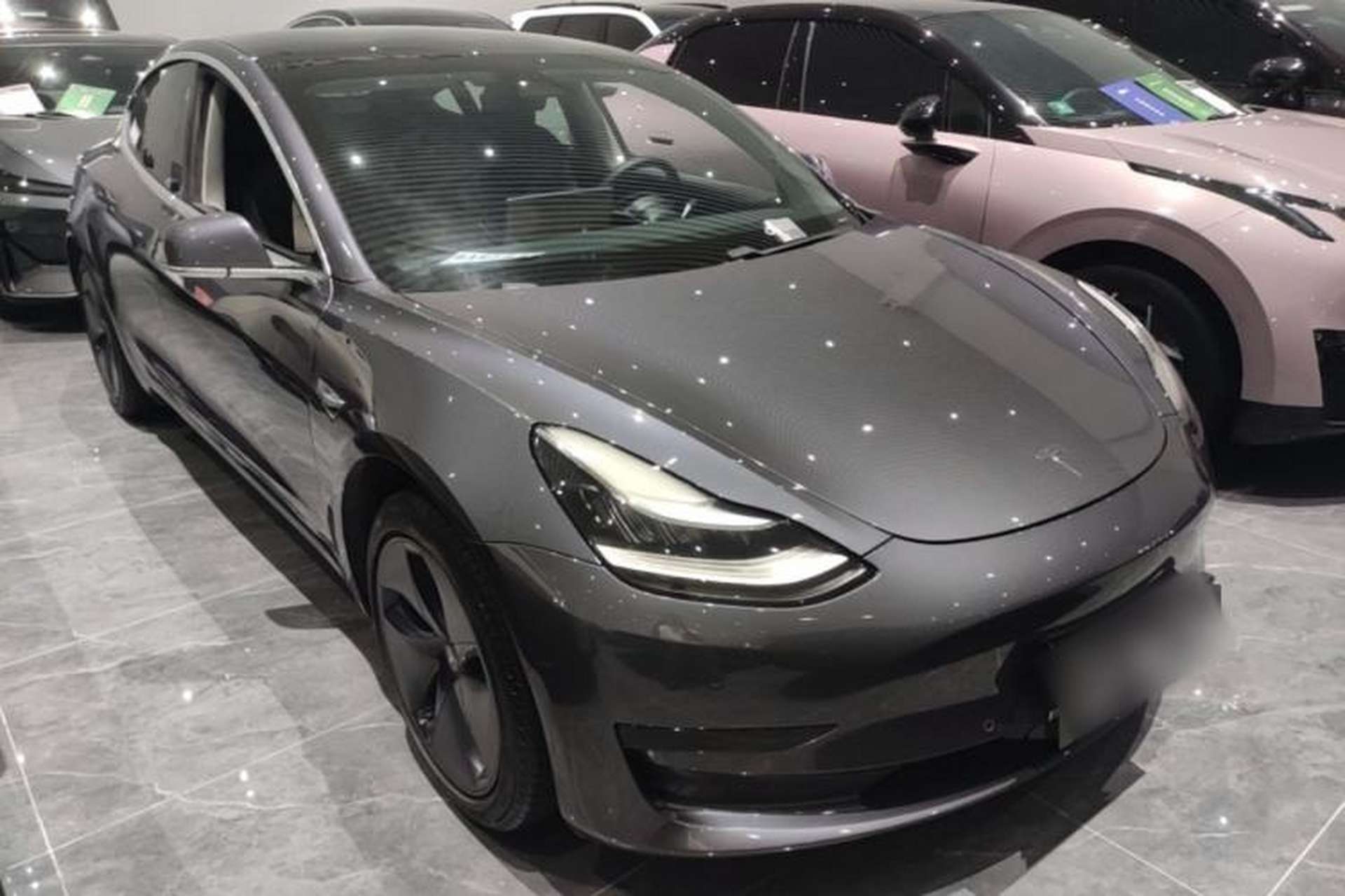 Used Tesla Model 3 2019 Standard Range Rear-Drive Upgraded Version Front Right 45 Deg