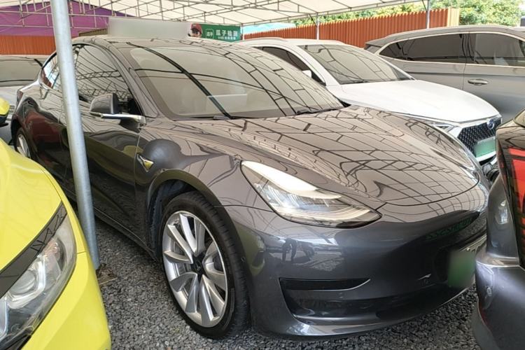 Used Tesla Model 3 2019 Standard Range Rear-Drive Upgraded Version Front Right 45 Deg