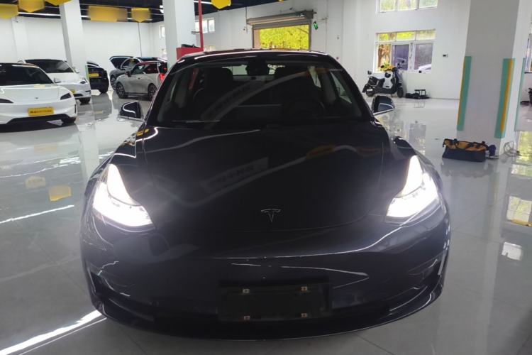 Used Tesla Model 3 2019 Long-Range All-Wheel-Drive Version Front
