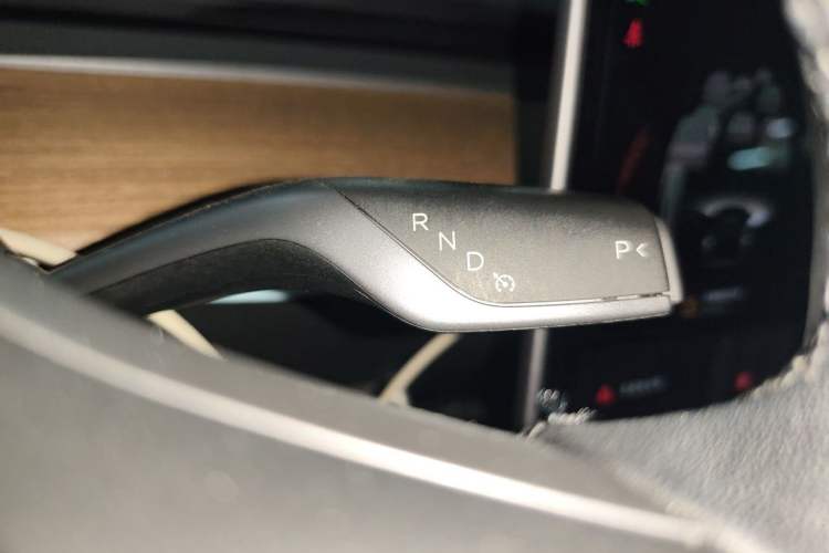 Used Tesla Model 3 2019 Standard Range Rear-Drive Upgraded Version Gear Lever