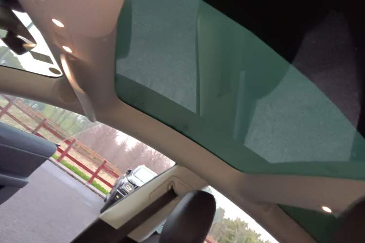 Used Tesla Model 3 2019 Performance High-Performance All-Wheel-Drive Version Headliner