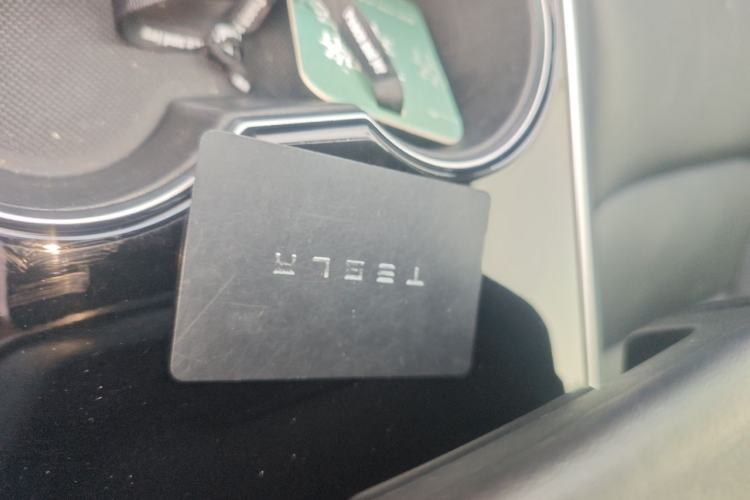Used Tesla Model 3 2019 Standard Range Rear-Drive Upgraded Version Interior 1
