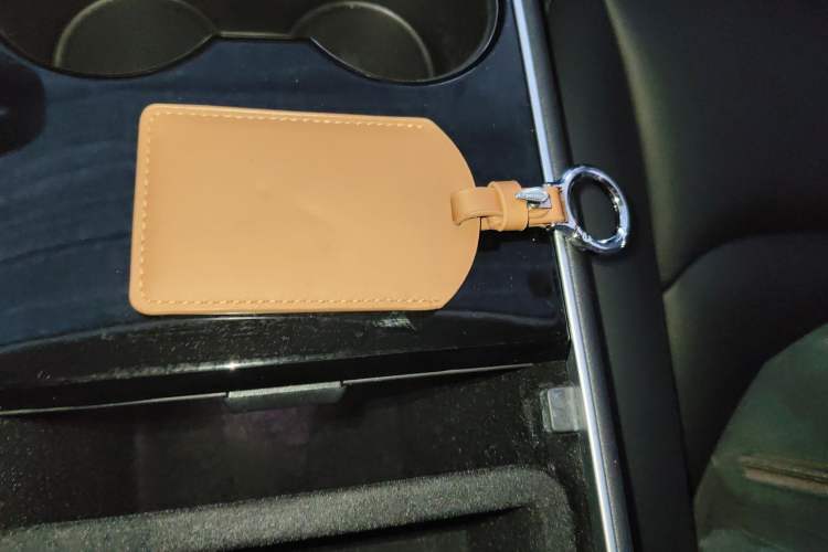 Used Tesla Model 3 2019 Standard Range Rear-Drive Upgraded Version Interior 1