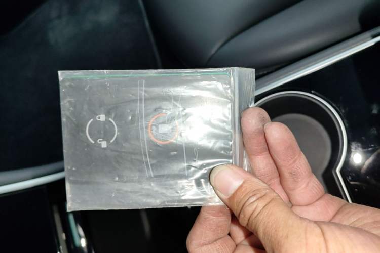 Used Tesla Model 3 2019 Long-Range All-Wheel-Drive Version Interior 1