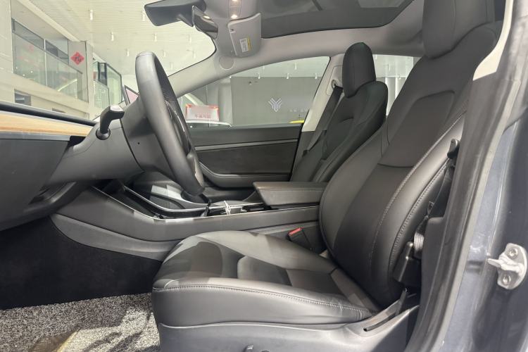Used Tesla Model 3 2019 Standard Range Rear-Drive Upgraded Version Interior 1