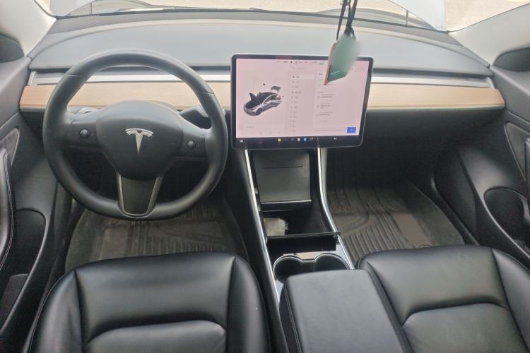 Used Tesla Model 3 2019 Standard Range Rear-Drive Upgraded Version Interior 2