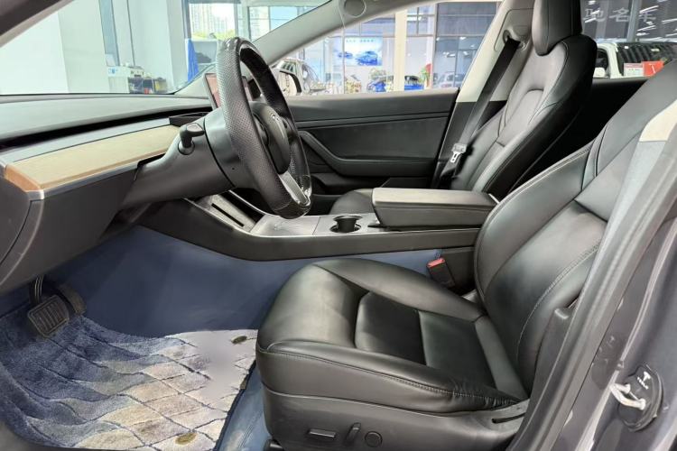 Used Tesla Model 3 2019 Standard Range Rear-Drive Upgraded Version Interior 2