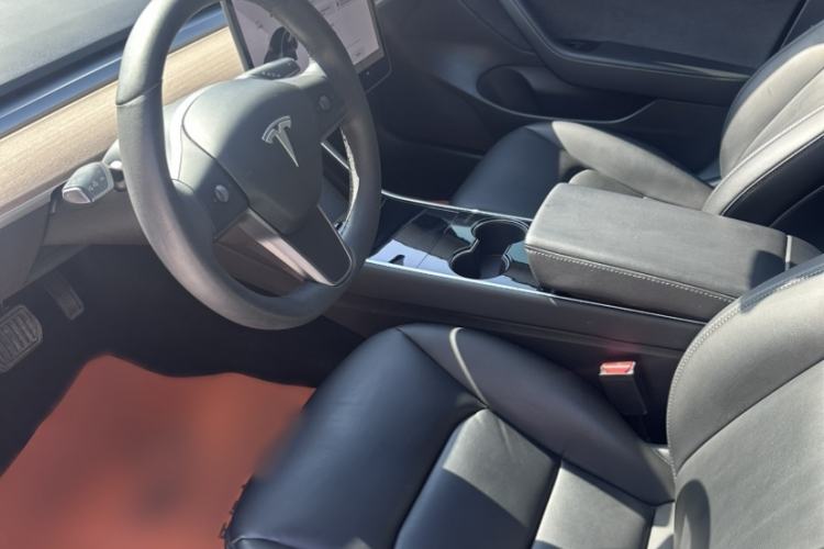 Used Tesla Model 3 2019 Standard Range Rear-Drive Upgraded Version Interior 3