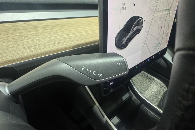 Used Tesla Model 3 2019 Standard Range Rear-Drive Upgraded Version Interior 5