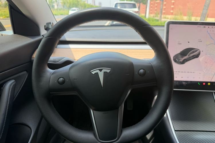 Used Tesla Model 3 2019 Standard Range Rear-Drive Upgraded Version Interior 6