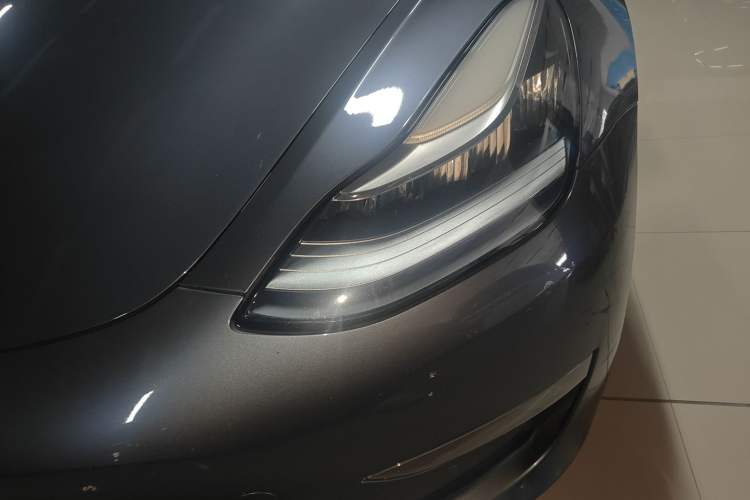 Used Tesla Model 3 2019 Long-Range Rear-Wheel-Drive Version Left Front Headlight