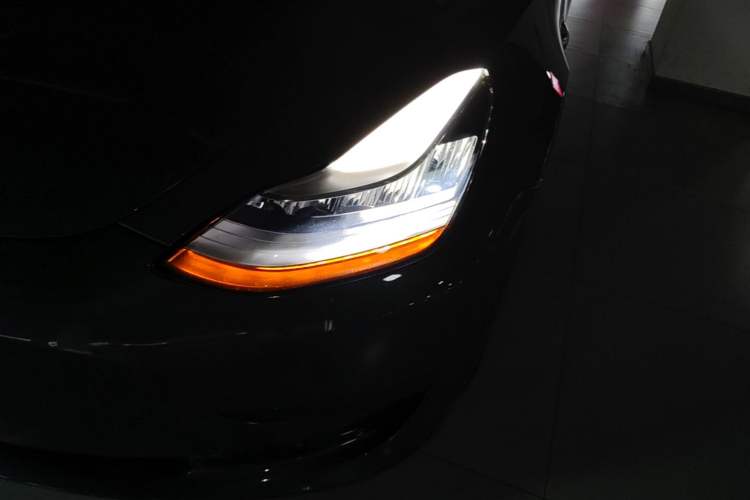 Used Tesla Model 3 2019 Standard Range Rear-Drive Upgraded Version Left Front Headlight