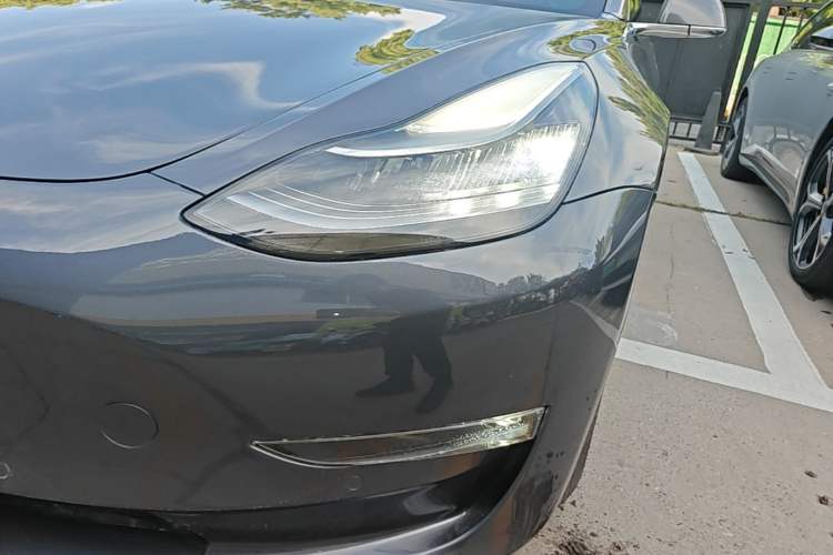 Used Tesla Model 3 2019 Long-Range All-Wheel-Drive Version Left Front Headlight