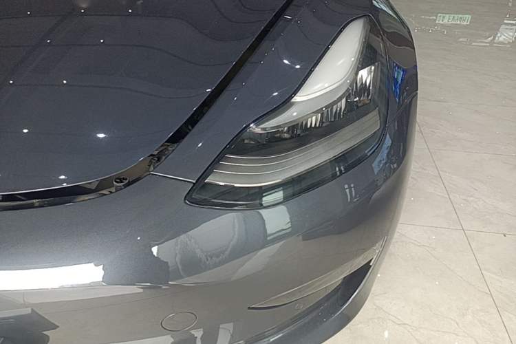 Used Tesla Model 3 2019 Long-Range Rear-Wheel-Drive Version Left Front Headlight
