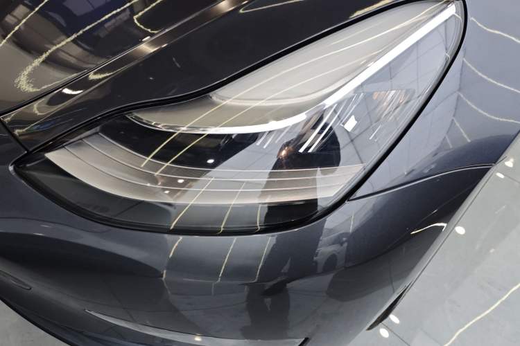 Used Tesla Model 3 2019 Long-Range All-Wheel-Drive Version Left Front Headlight