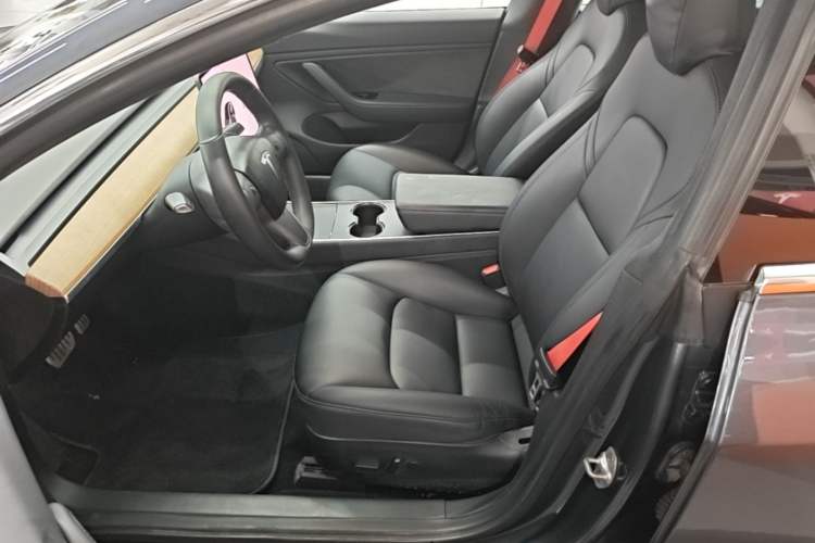 Used Tesla Model 3 2019 Performance High-Performance All-Wheel-Drive Version Left Front Seat