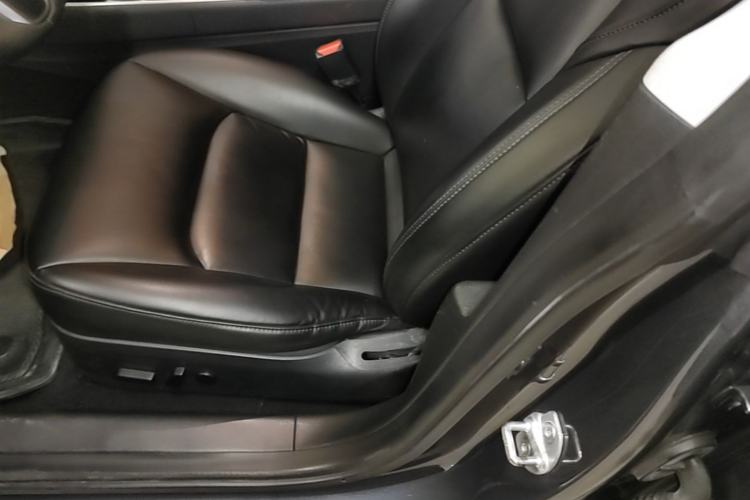 Used Tesla Model 3 2019 Standard Range Rear-Drive Upgraded Version Left Front Seat