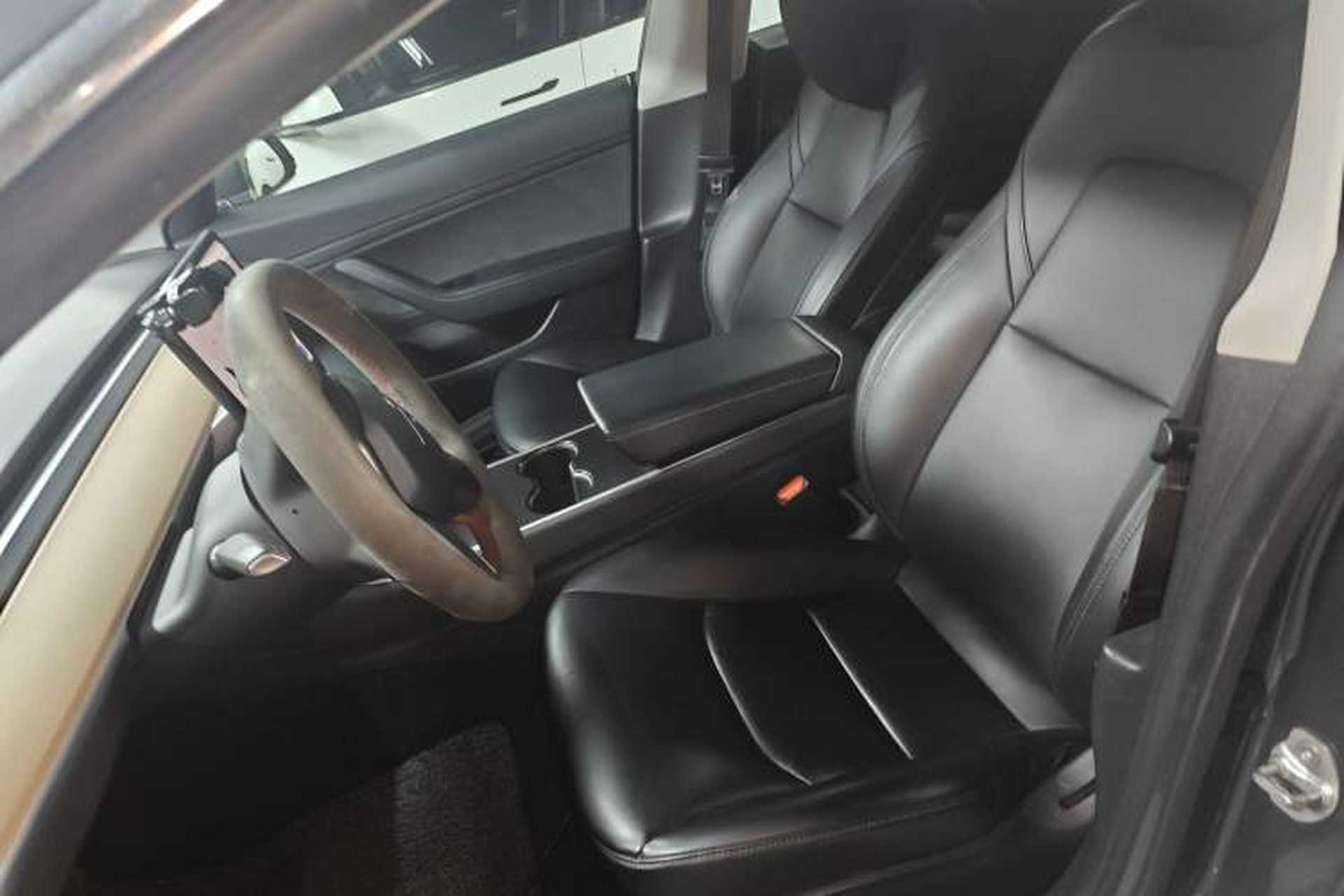 Used Tesla Model 3 2019 Standard Range Rear-Drive Upgraded Version Left Front Seat