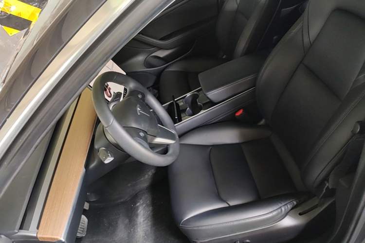 Used Tesla Model 3 2019 Standard Range Rear-Drive Upgraded Version Left Front Seat