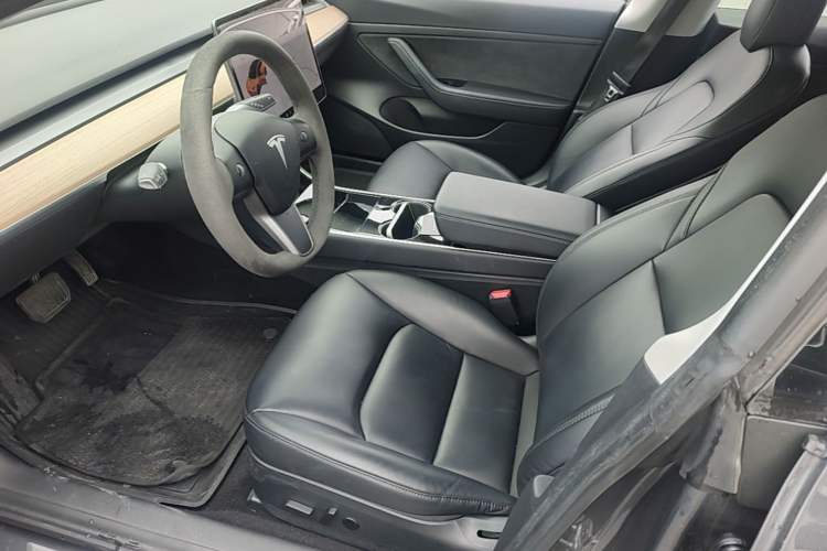 Used Tesla Model 3 2019 Standard Range Rear-Drive Upgraded Version Left Front Seat