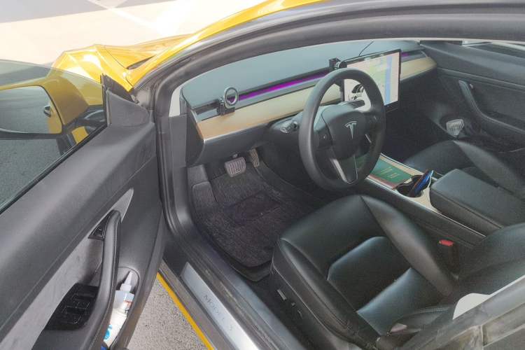 Used Tesla Model 3 2019 Standard Range Rear-Drive Upgraded Version Left Front Seat