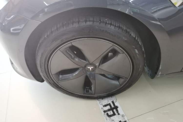 Used Tesla Model 3 2019 Standard Range Rear-Drive Upgraded Version Left Front Wheel Hub