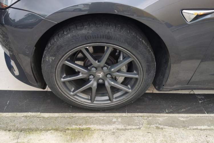 Used Tesla Model 3 2019 Long-Range Rear-Wheel-Drive Version Left Front Wheel Hub
