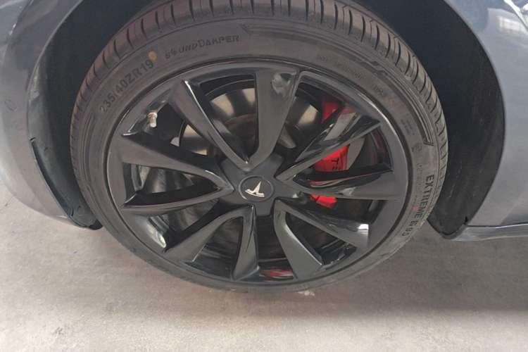 Used Tesla Model 3 2019 Standard Range Rear-Drive Upgraded Version Left Front Wheel Hub