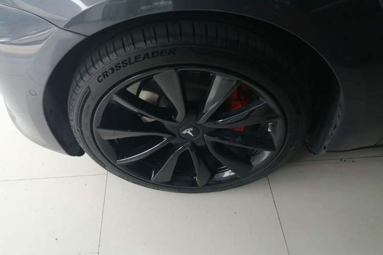 Used Tesla Model 3 2019 Standard Range Rear-Drive Upgraded Version Left Front Wheel Hub