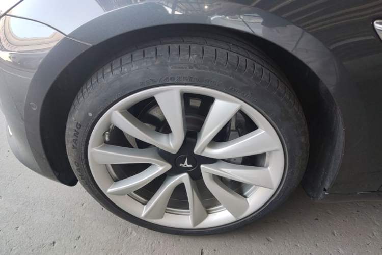 Used Tesla Model 3 2019 Standard Range Rear-Drive Upgraded Version Left Front Wheel Hub