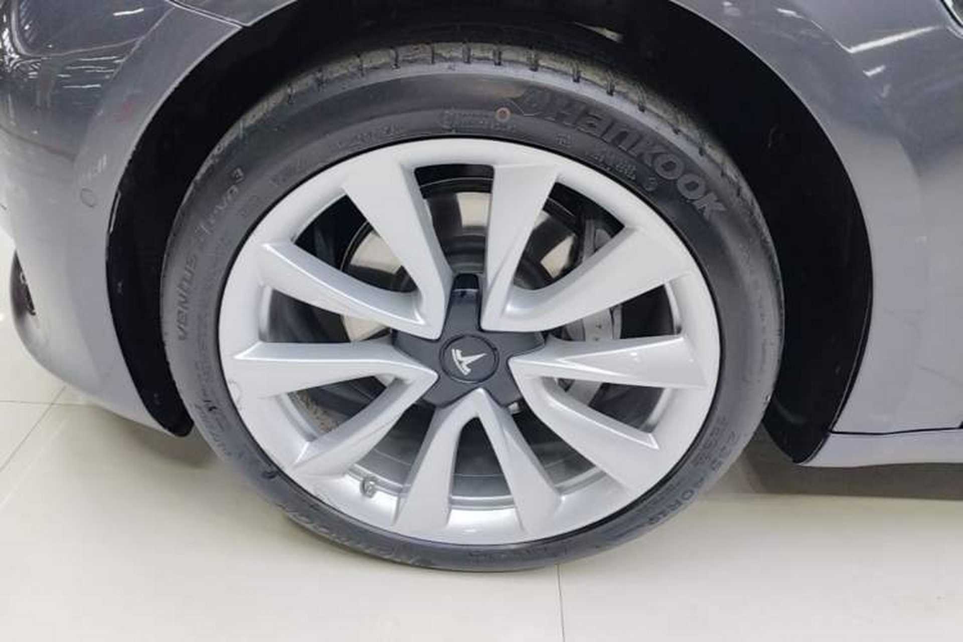 Used Tesla Model 3 2019 Standard Range Rear-Drive Upgraded Version Left Front Wheel Hub