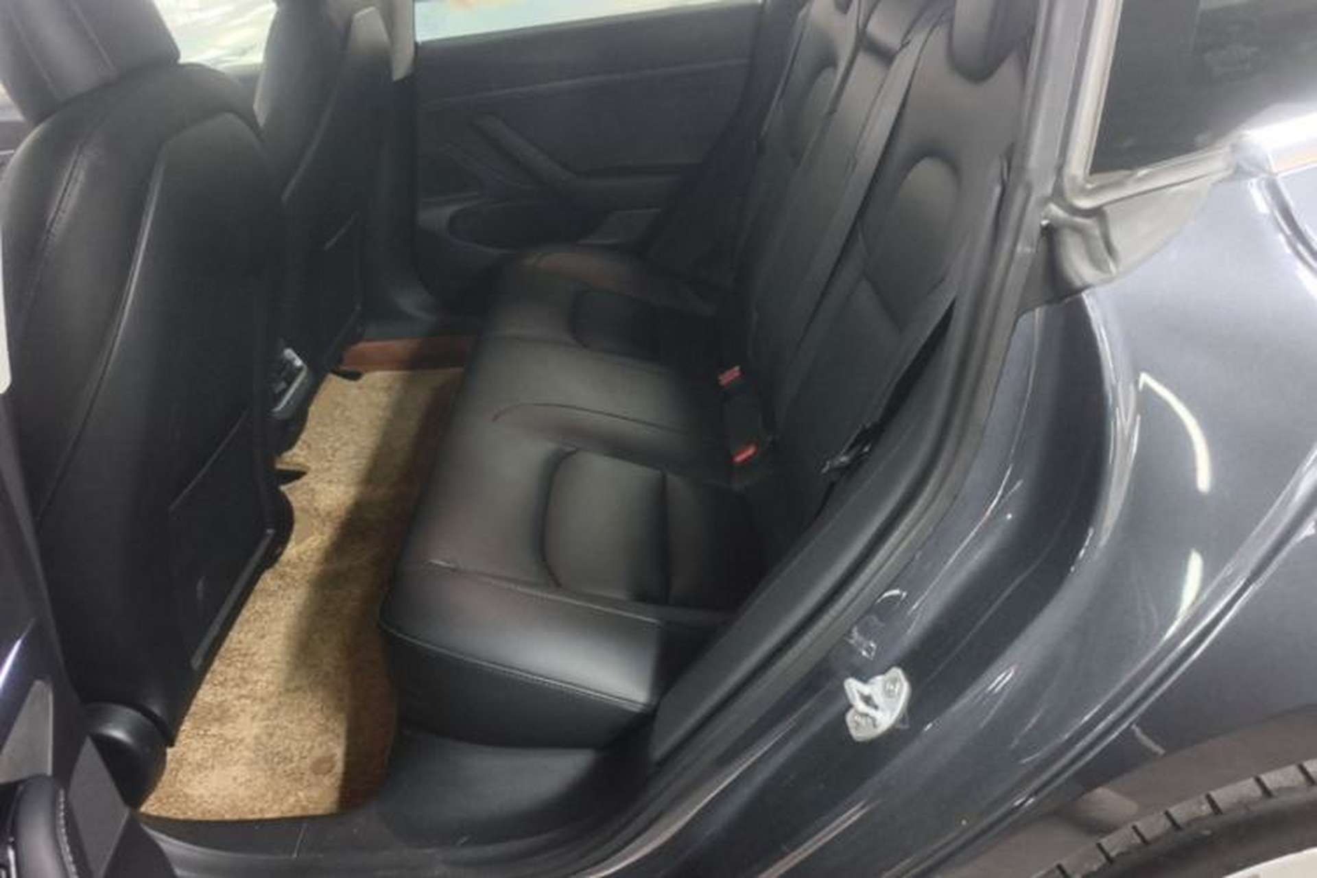Used Tesla Model 3 2019 Standard Range Rear-Drive Upgraded Version Left Rear Seat
