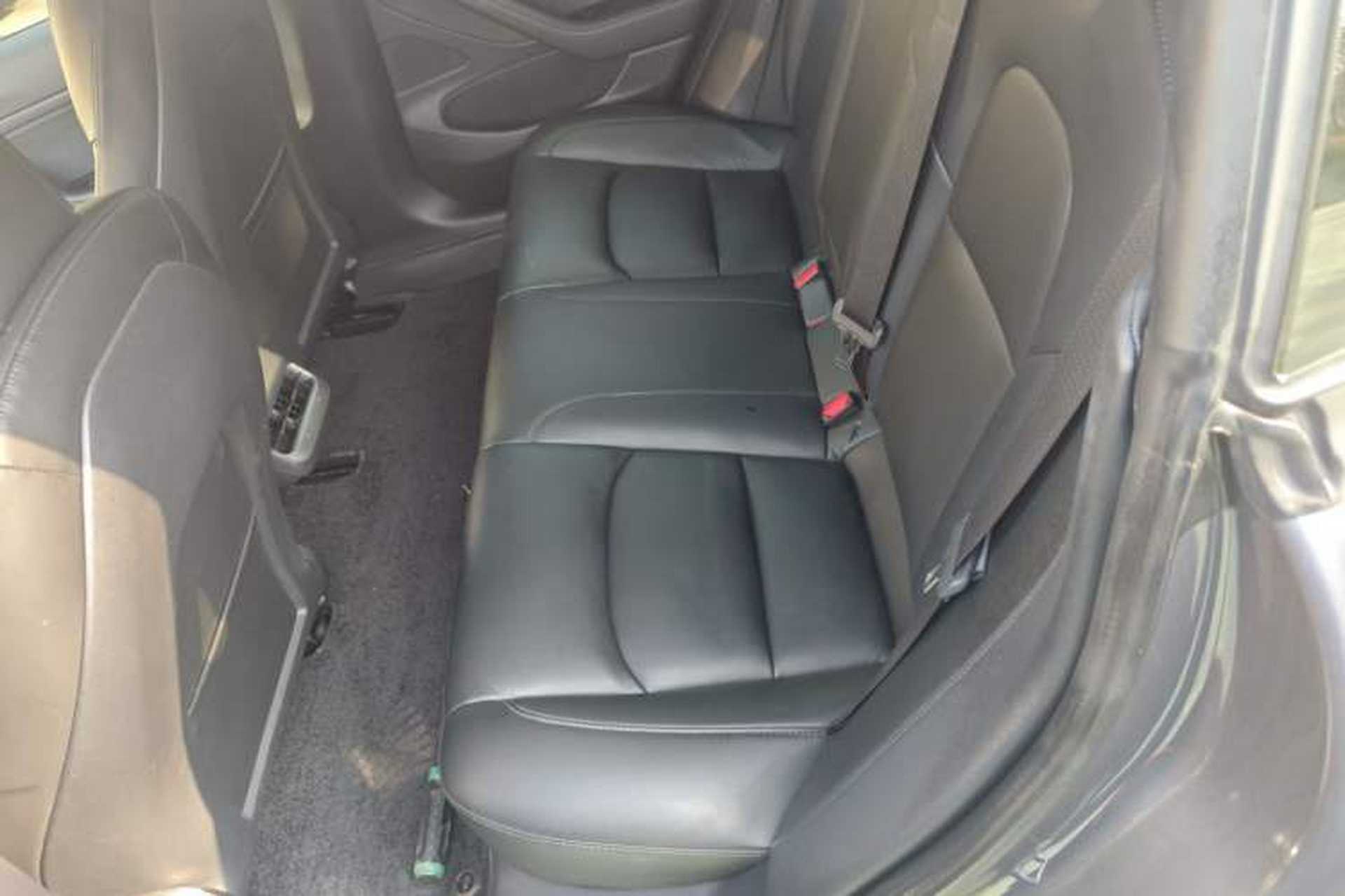 Used Tesla Model 3 2019 Standard Range Rear-Drive Upgraded Version Left Rear Seat
