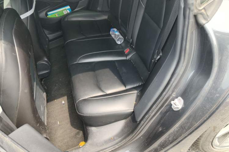 Used Tesla Model 3 2019 Standard Range Rear-Drive Upgraded Version Left Rear Seat
