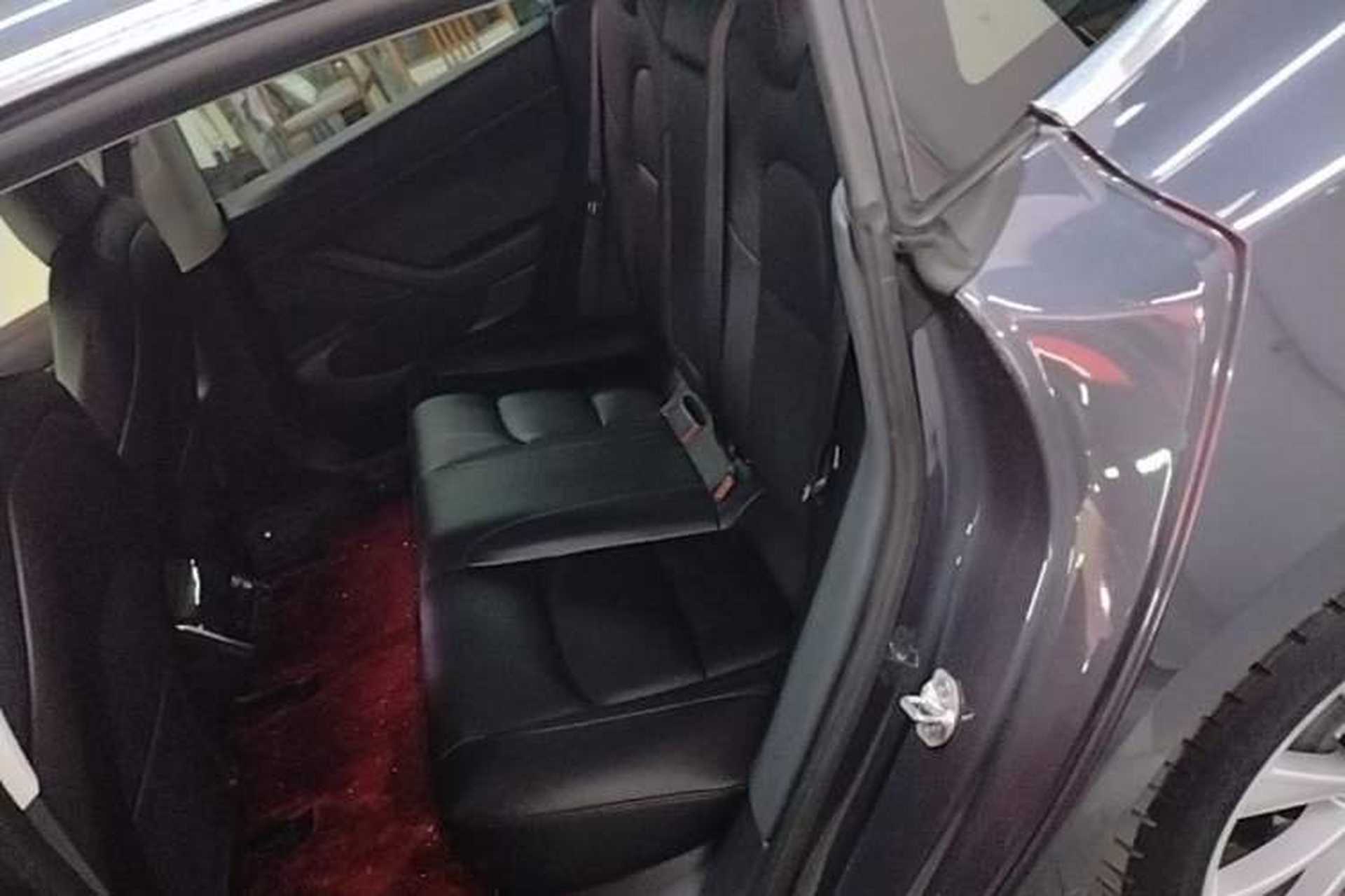 Used Tesla Model 3 2019 Standard Range Rear-Drive Upgraded Version Left Rear Seat