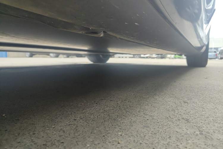 Used Tesla Model 3 2019 Standard Range Rear-Drive Upgraded Version Left Side Sill