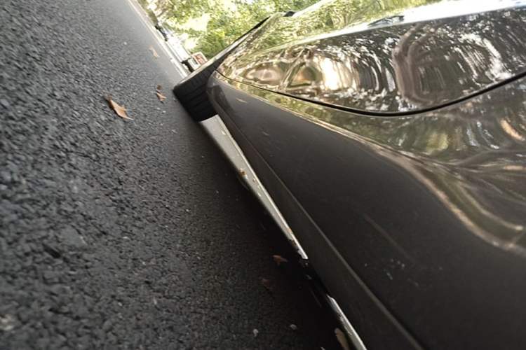 Used Tesla Model 3 2019 Long-Range Rear-Wheel-Drive Version Left Side Sill