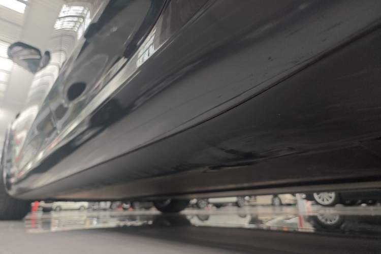 Used Tesla Model 3 2019 Standard Range Rear-Drive Upgraded Version Left Side Sill